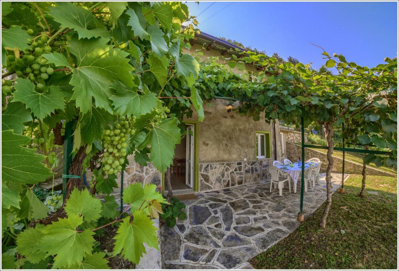 Fantastica Casa Poppo Apartment Bellano Luaran gambar